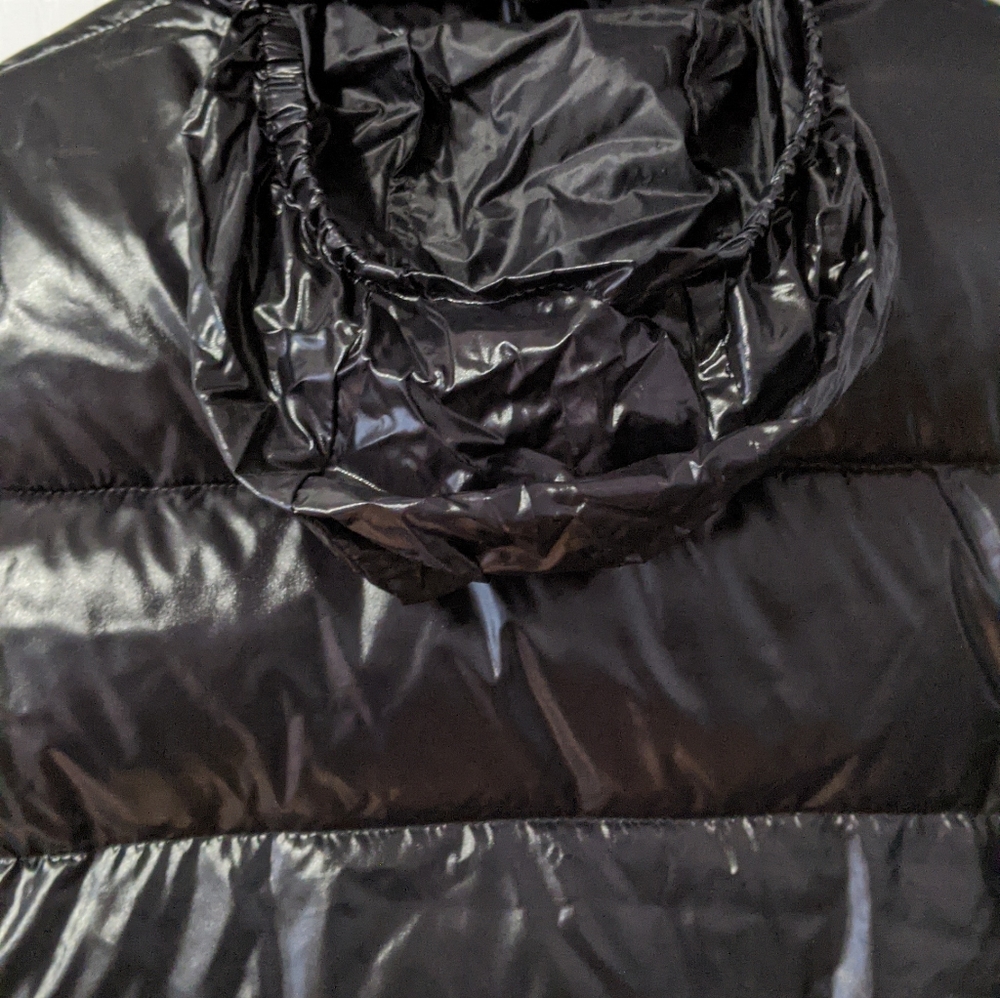 NEW Moncler Puffer Jacket - Picture 9 of 16